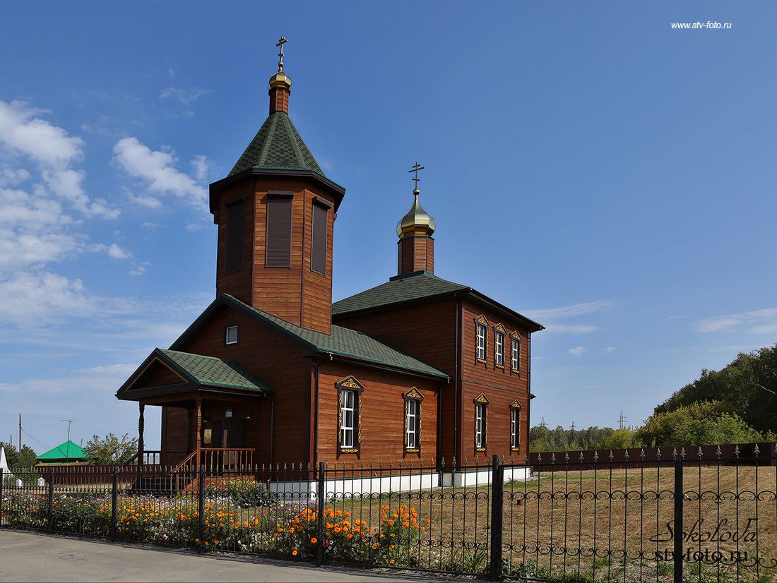 Церковь Троицы Живоначальной в селе Карасуль Тюменской области