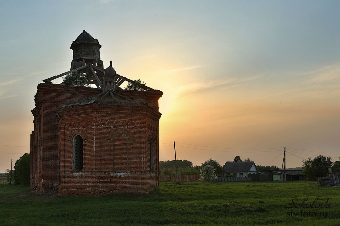 Церковь Михаила Архангела в деревне Сорокина Тюменской области