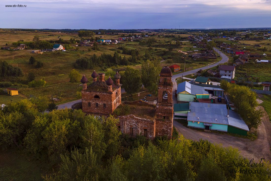 Церковь Боголюбской иконы Божией Матери в селе Галкинское Свердловской области